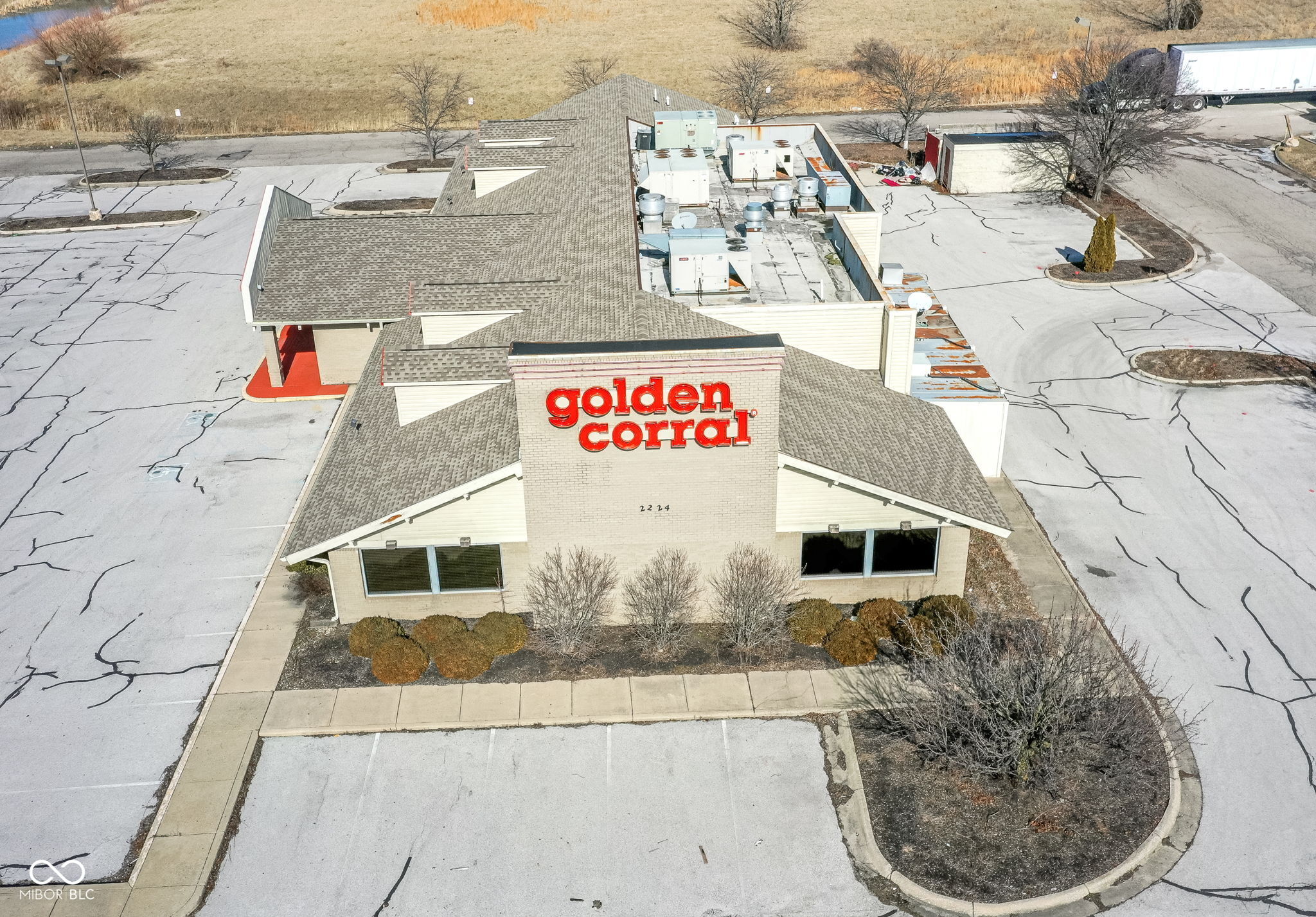 2224 E Perry Road