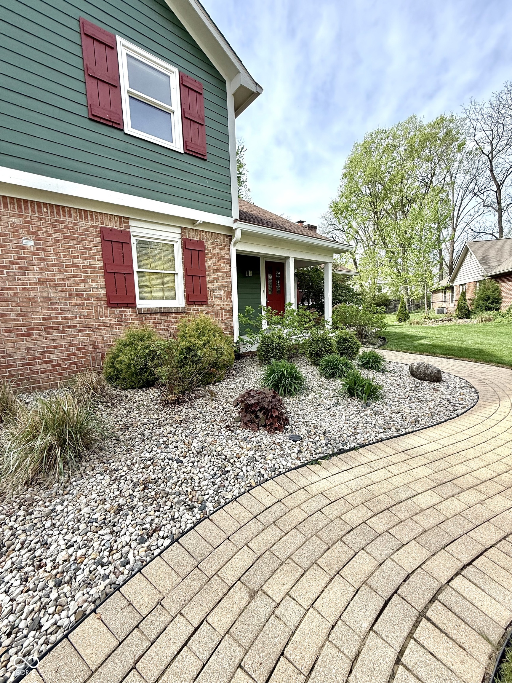 1323 Thistlewood Court