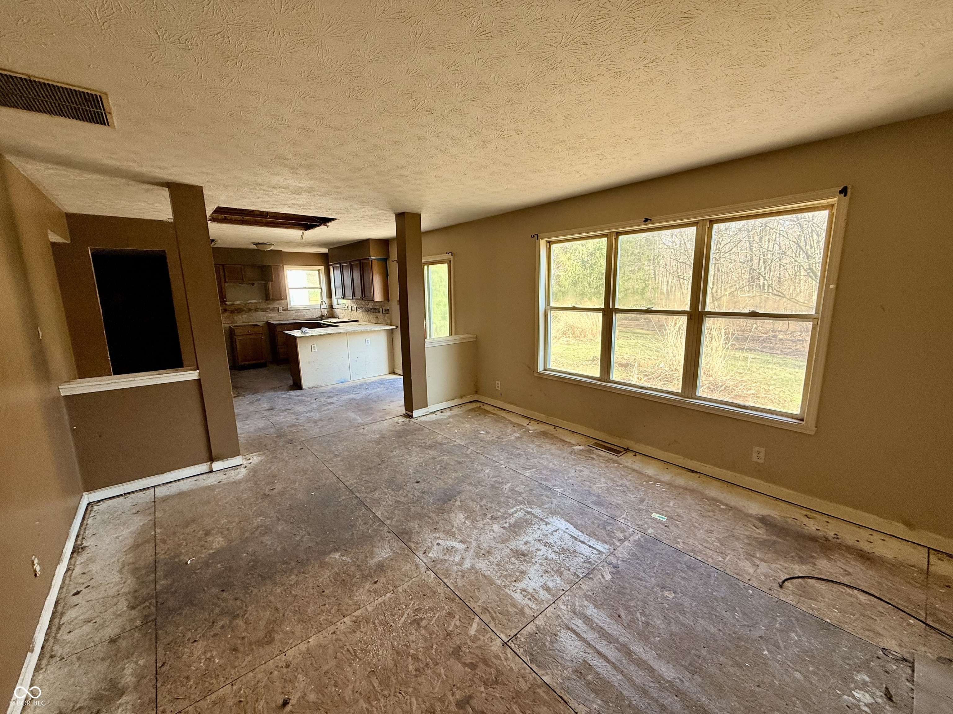 12409 Crystal Pointe Circle