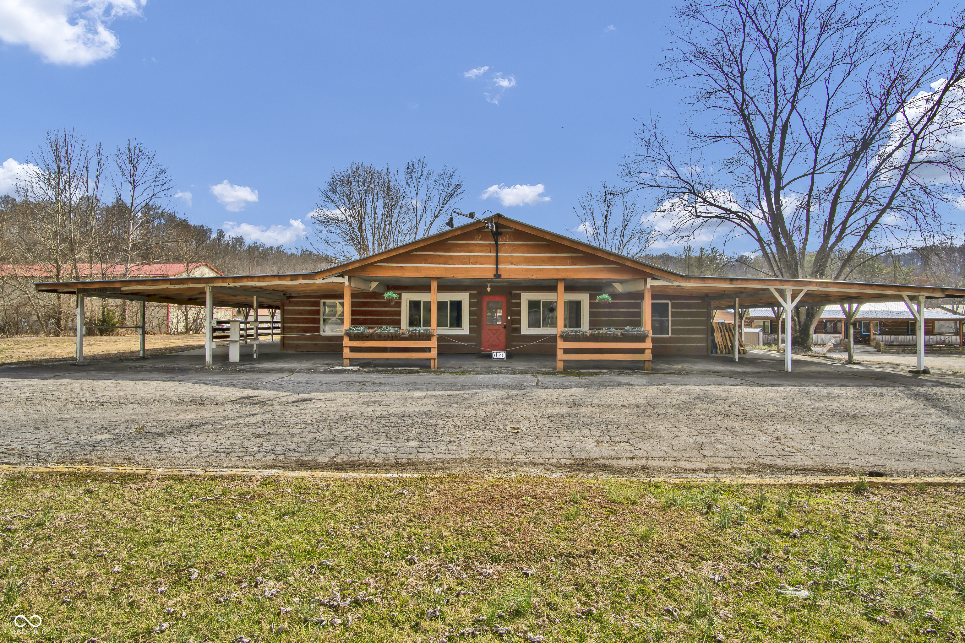4883 State Road 46 E