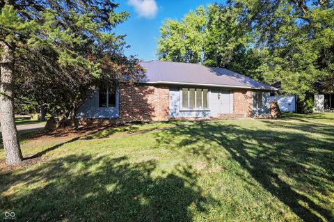 Photo of 13840 Oak Ridge Road, Carmel, IN 46032 (MLS # 22062064)