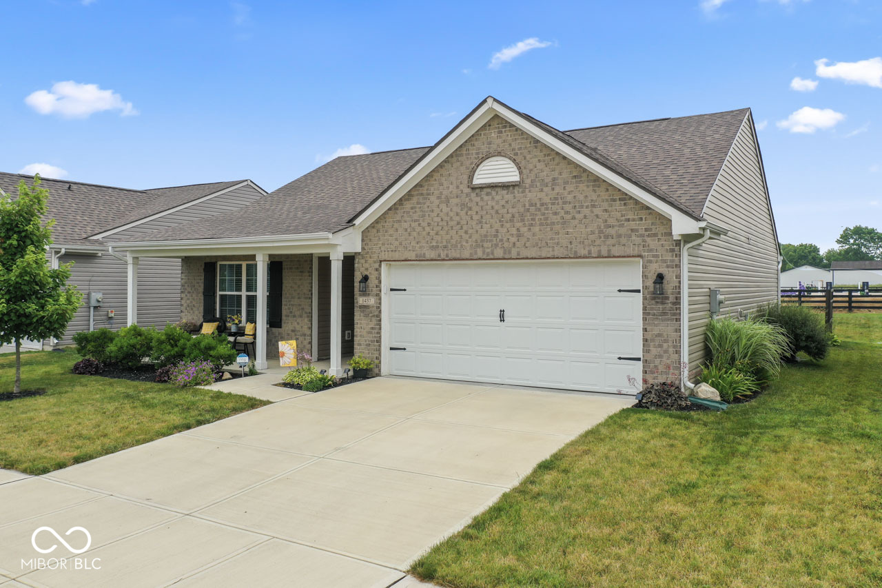 1437 Bigleaf Drive