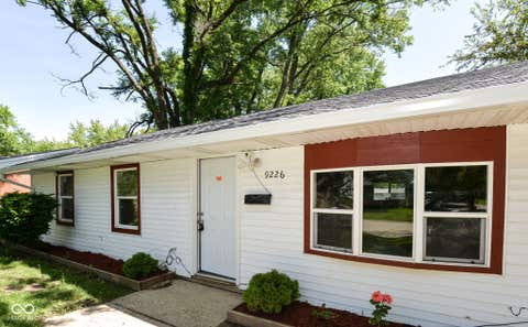 Photo of 9226 Rochelle Drive, Indianapolis, IN 46235 (MLS # 22106927)