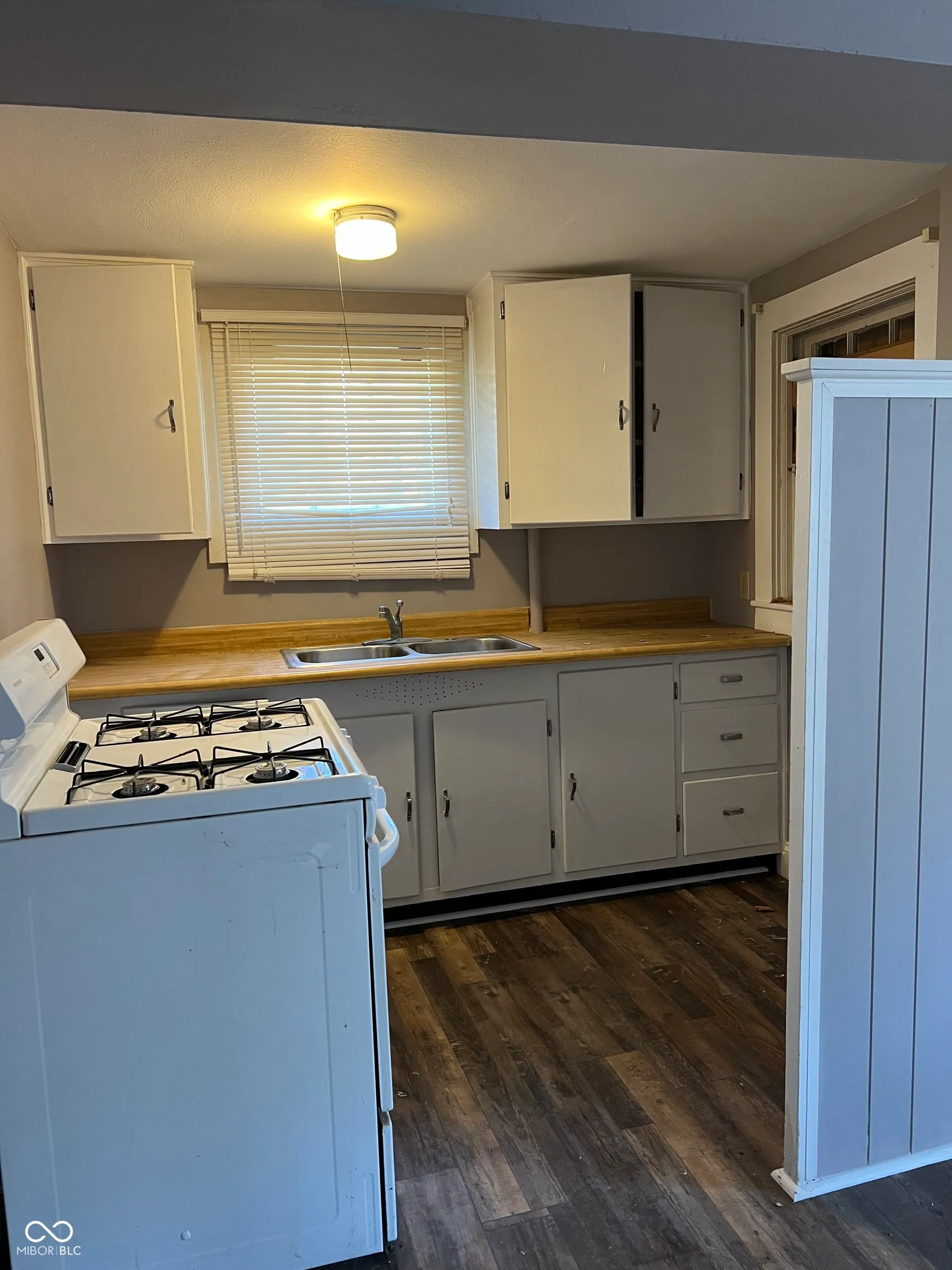 Anderson, Indiana 46012, United States, ,Residential,Pending,90750