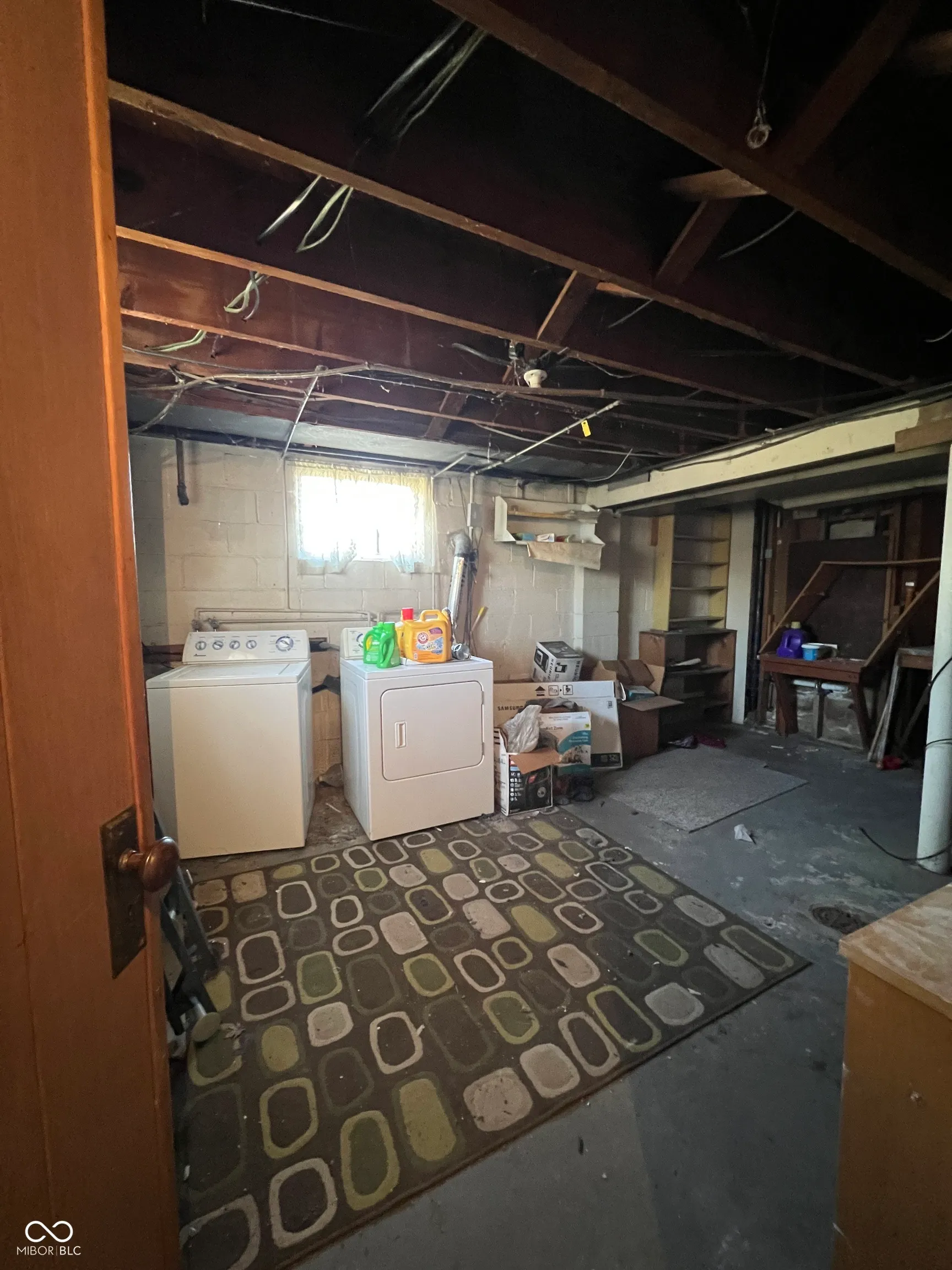 Anderson, Indiana 46012, United States, ,Residential,Pending,90750