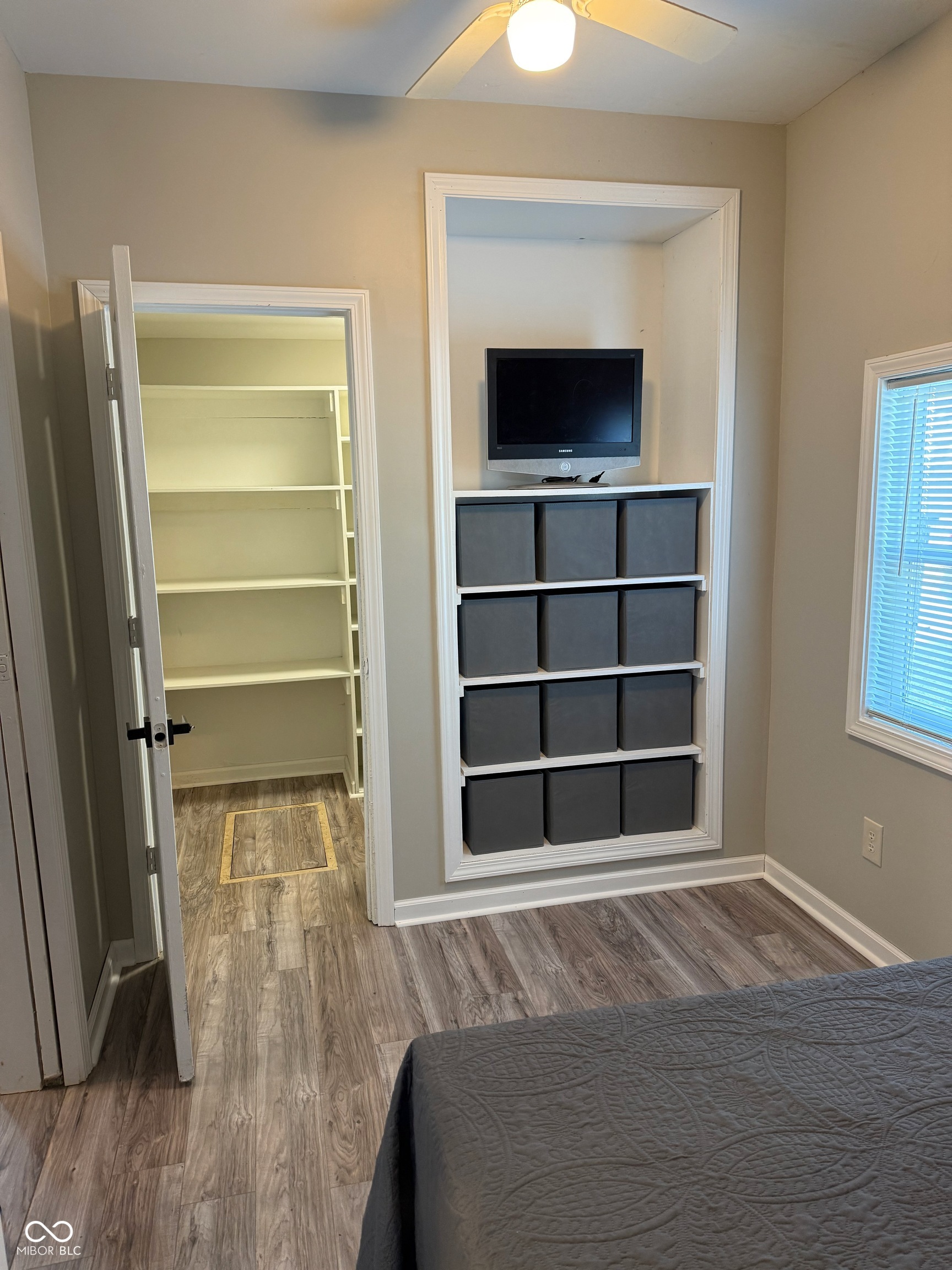 1404 S Gerrard Drive