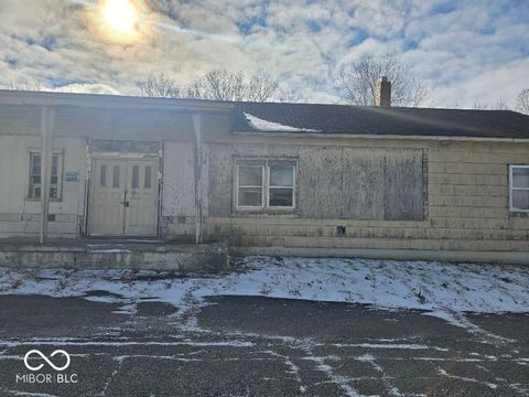 Photo of 309 W Vine Street, IN 47361 (MLS # 22081172)
