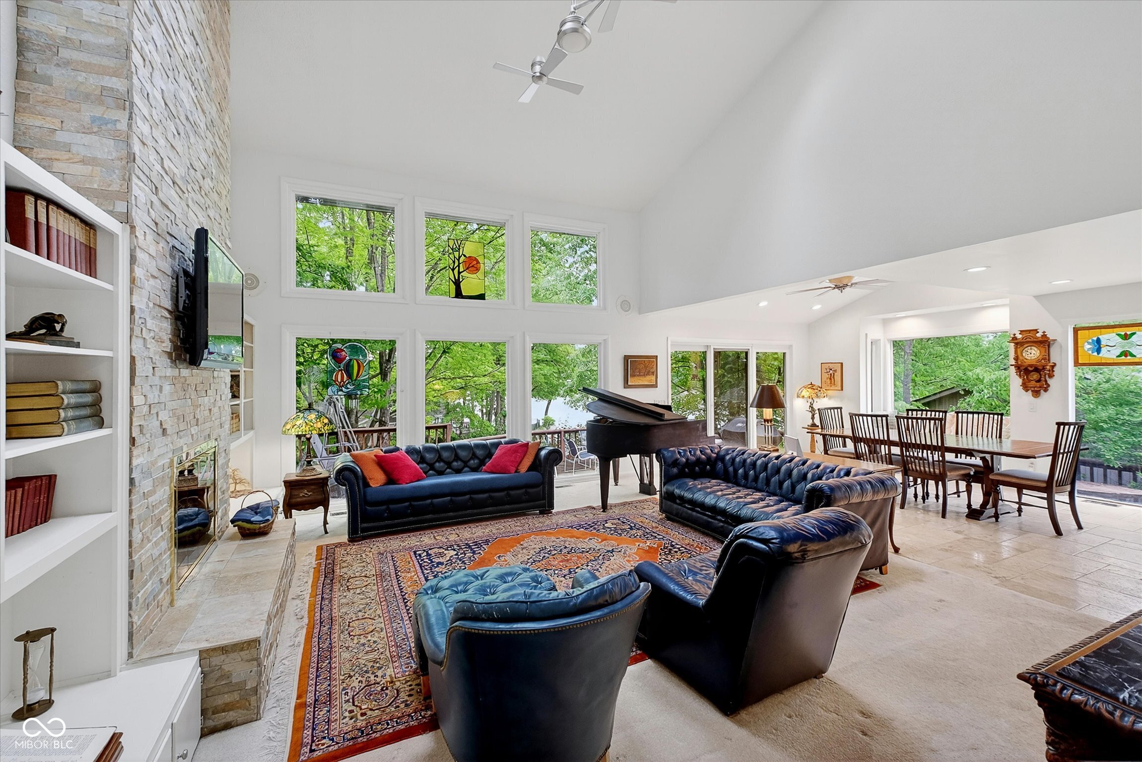 1711 Mulberry Circle