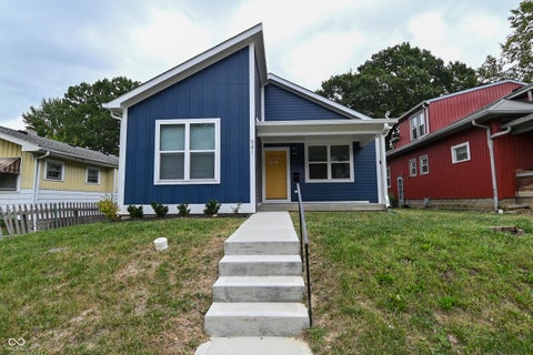 Photo of 941 N Bradley Avenue, Indianapolis, IN 46201 (MLS # 22125425)