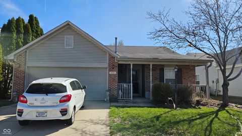 Photo of 5353 Fishlake Drive, Indianapolis, IN 46254 (MLS # 22094757)