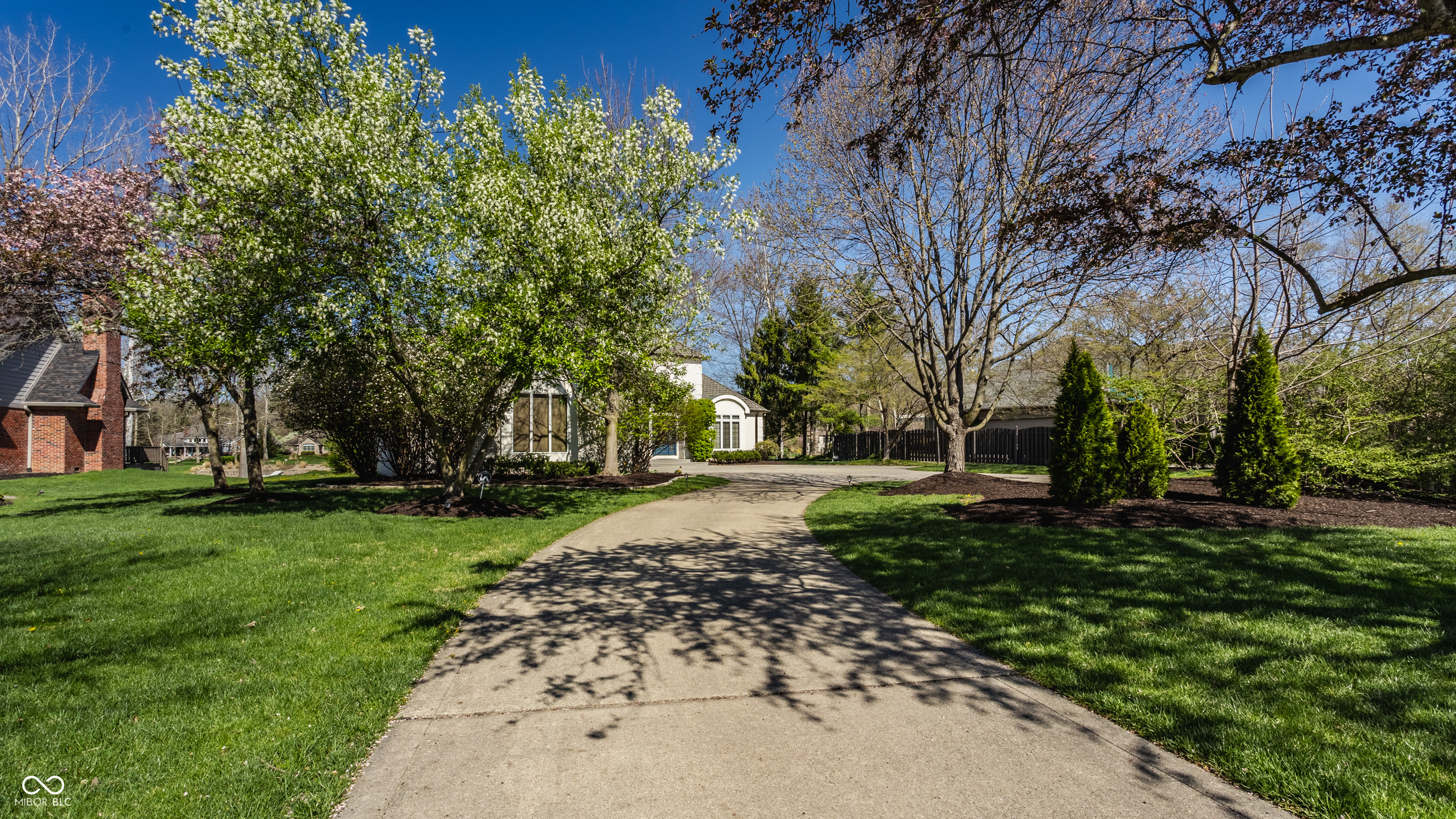 5846 E Fall Creek Parkway North Drive