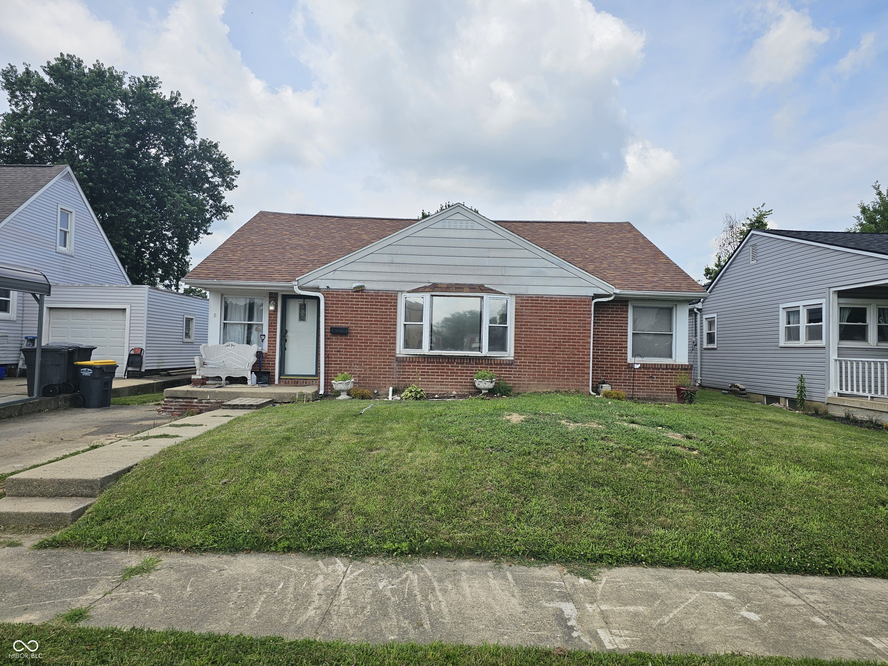 Photo 1 of 16 — 1619 Poplar Street, Anderson, IN 46012