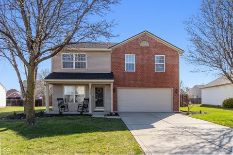 Photo of 12749 Vikings Lane, Fishers, IN 46037 (MLS # 22089863)