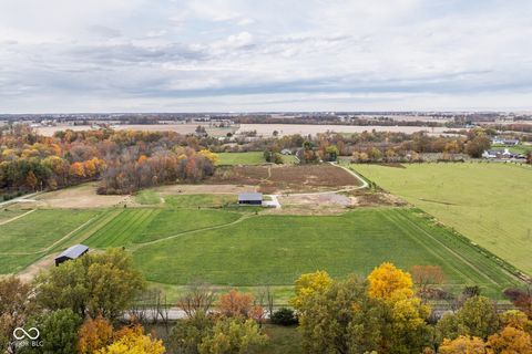 440 S 800 E Zionsville IN 46077