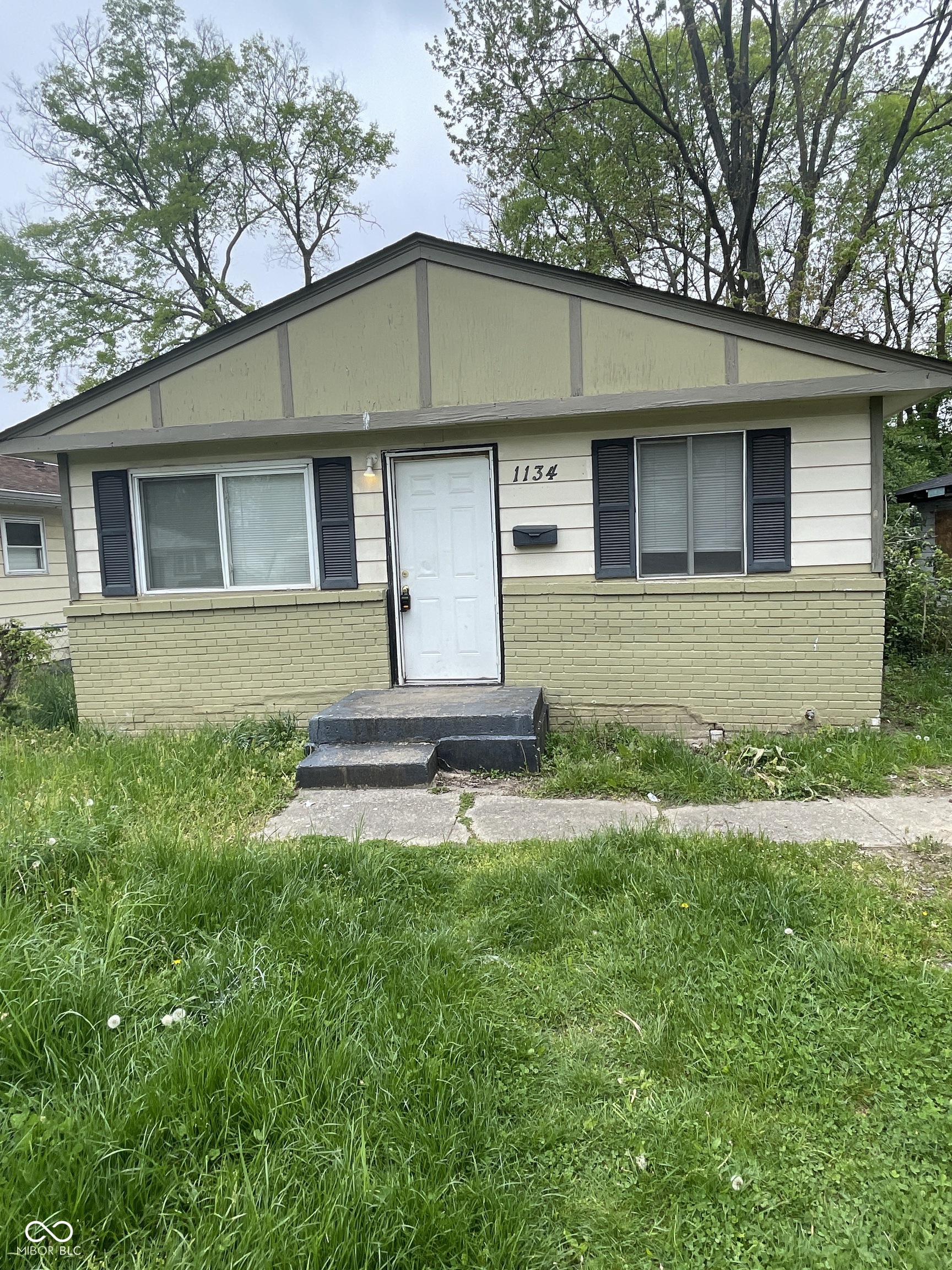 Photo 1 of 10 — 1134 N Elder Avenue, Indianapolis, IN 46222