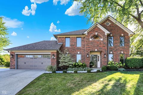 Photo of 947 Crystal Lake Court, Greenwood, IN 46143 (MLS # 22066532)