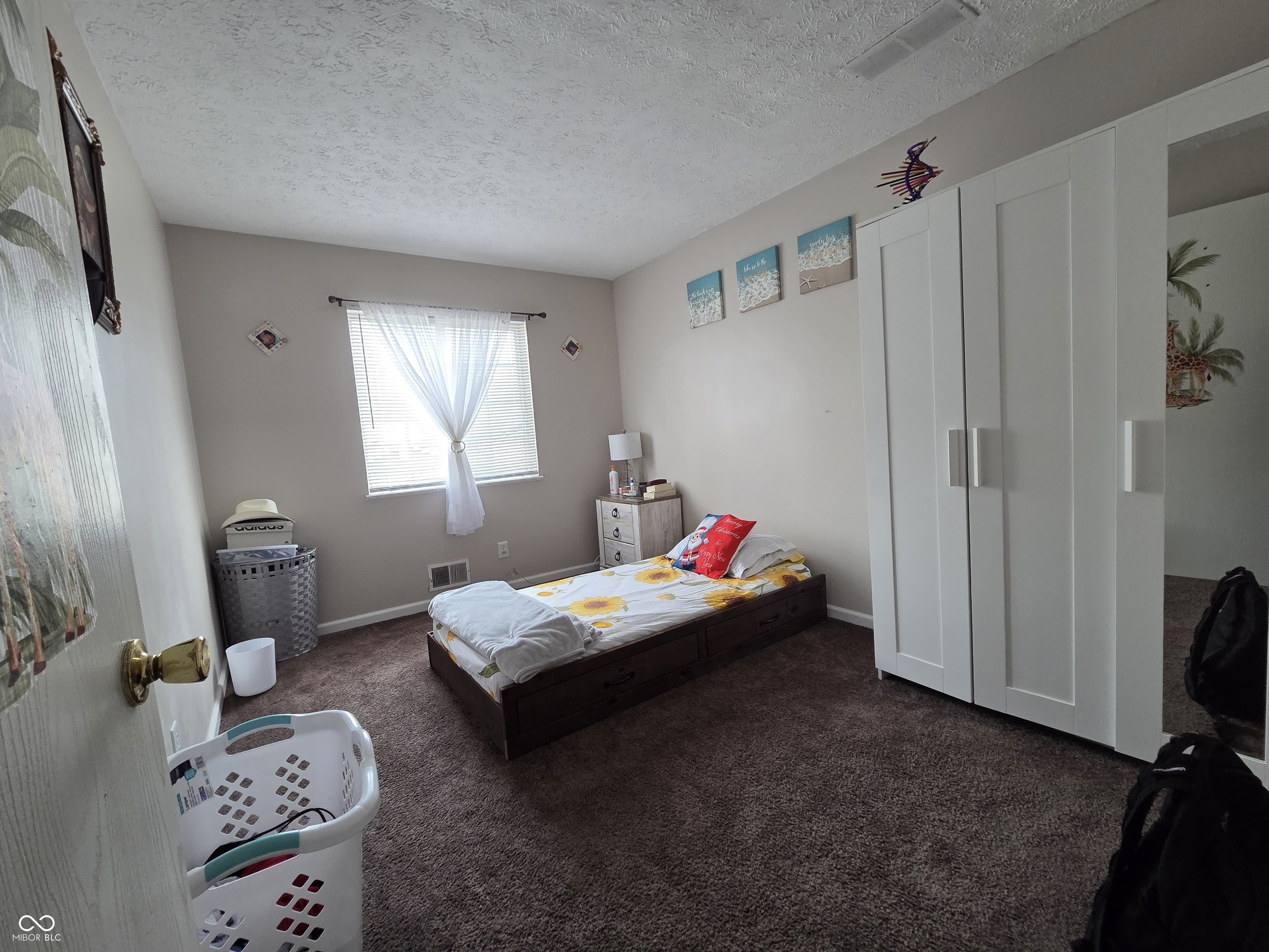 8512 Green Valley Drive