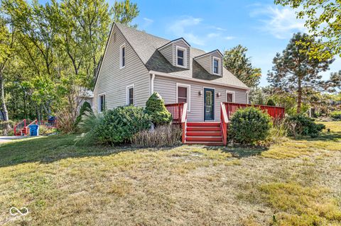 Photo of 11005 Cornell Street, Carmel, IN 46280 (MLS # 22067504)