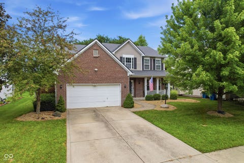 Photo of 14128 Royalwood Drive, Fishers, IN 46037 (MLS # 22115743)