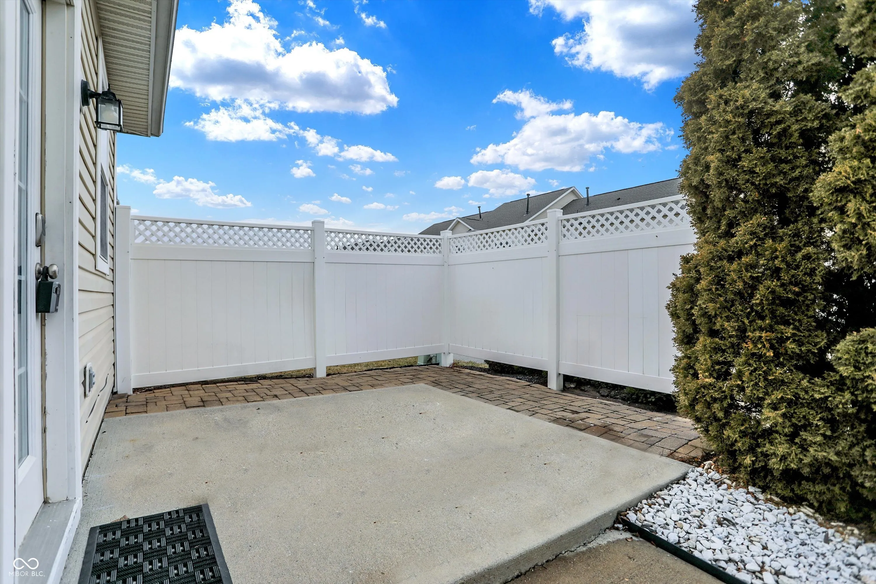 Fishers, Indiana 46037, United States, 3 Bedrooms Bedrooms, ,3 BathroomsBathrooms,Residential,Pending,8148