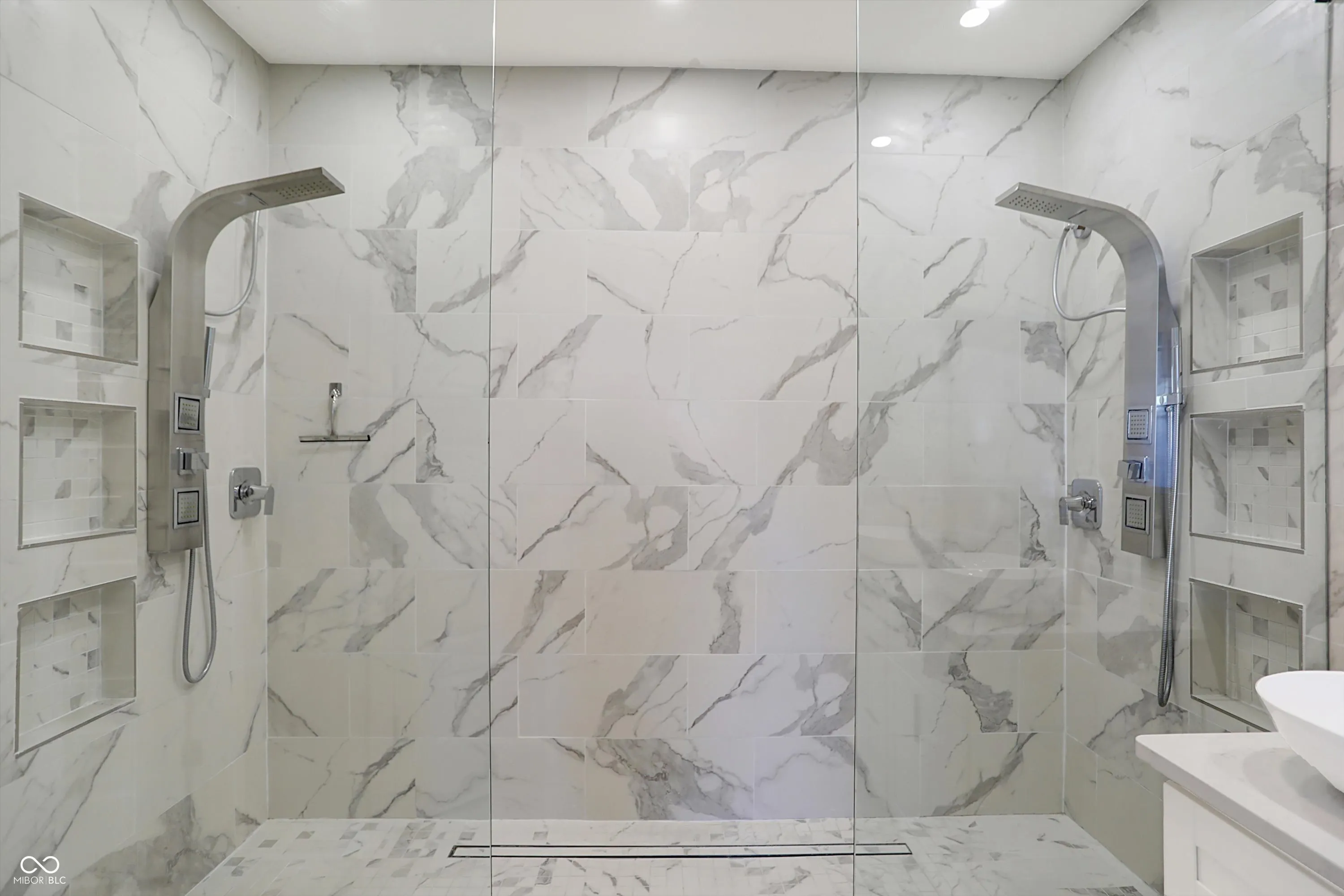 Fishers, Indiana 46037, United States, 3 Bedrooms Bedrooms, ,3 BathroomsBathrooms,Residential,Pending,8148