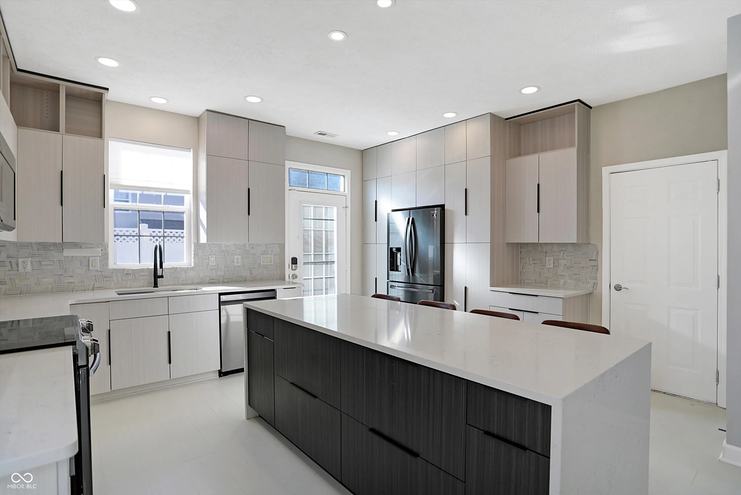 Fishers, Indiana 46037, United States, 3 Bedrooms Bedrooms, ,3 BathroomsBathrooms,Residential,Pending,8148