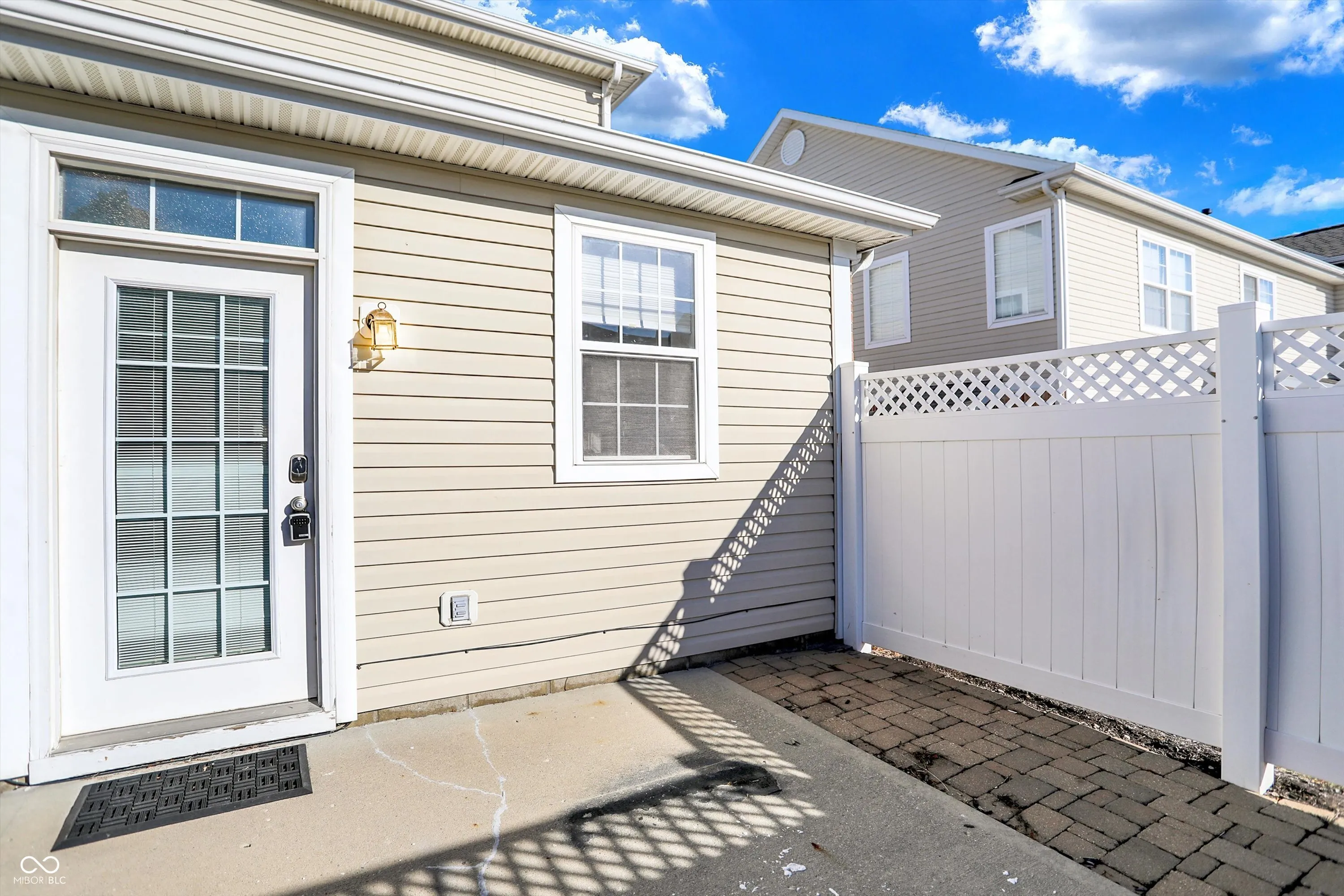 Fishers, Indiana 46037, United States, 3 Bedrooms Bedrooms, ,3 BathroomsBathrooms,Residential,Pending,8148