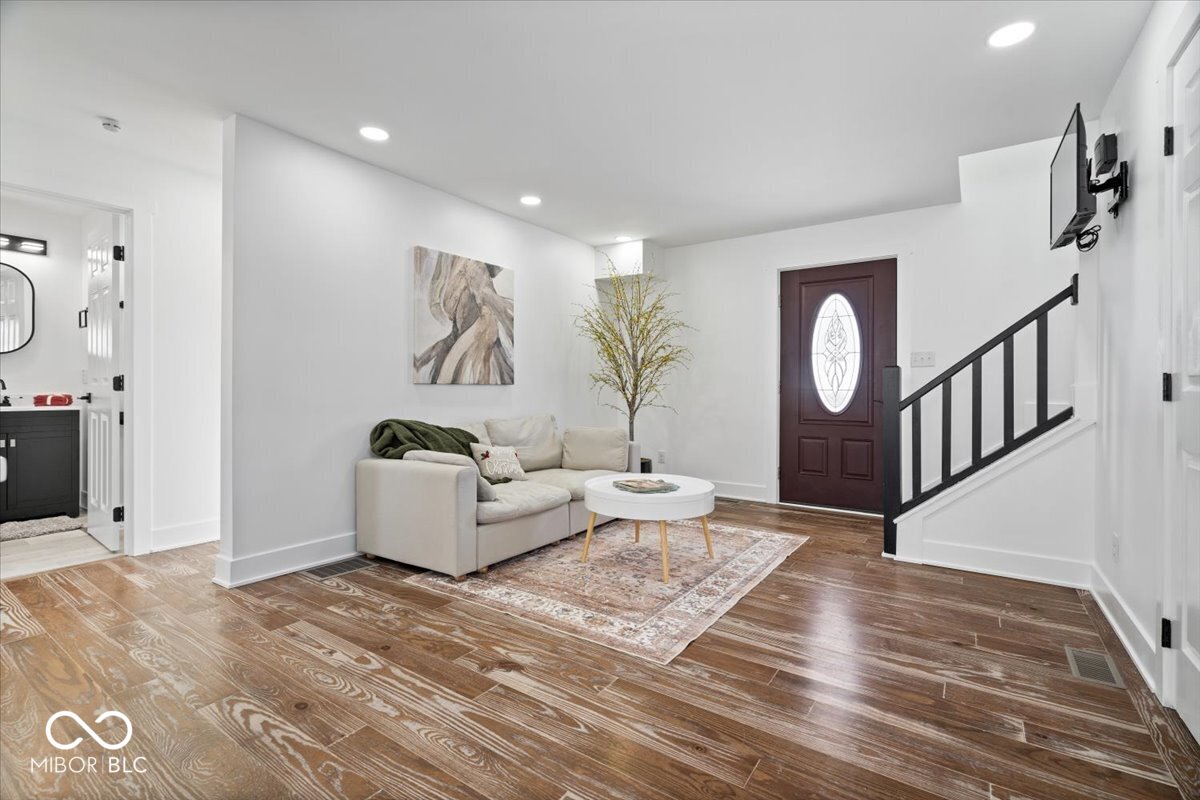 319 Jefferson Street