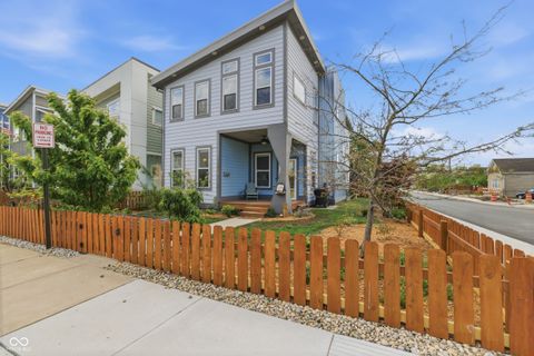 Photo of 1201 Cottage Avenue, Indianapolis, IN 46203 (MLS # 22097365)