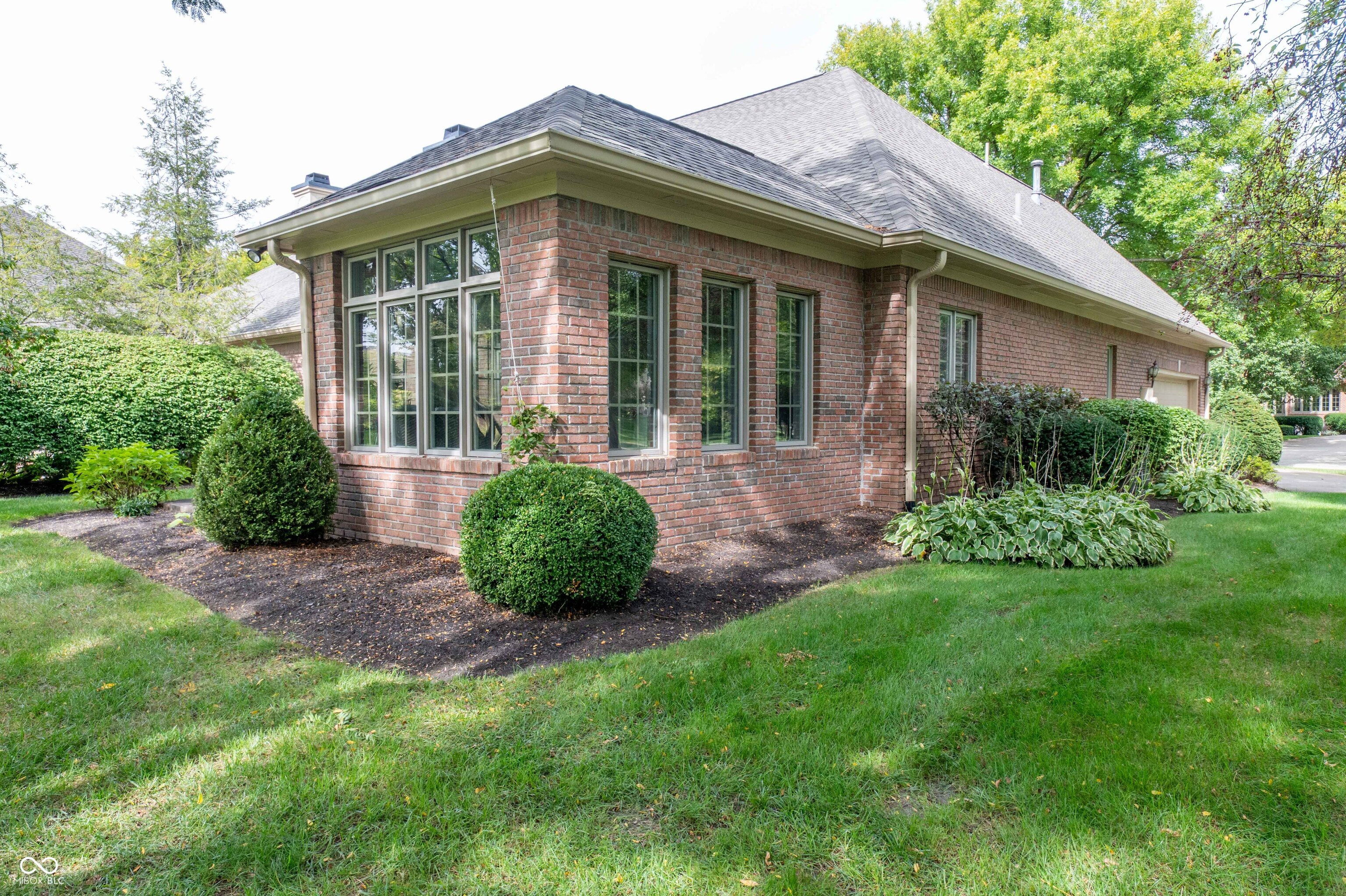 1701 Pathway Drive N