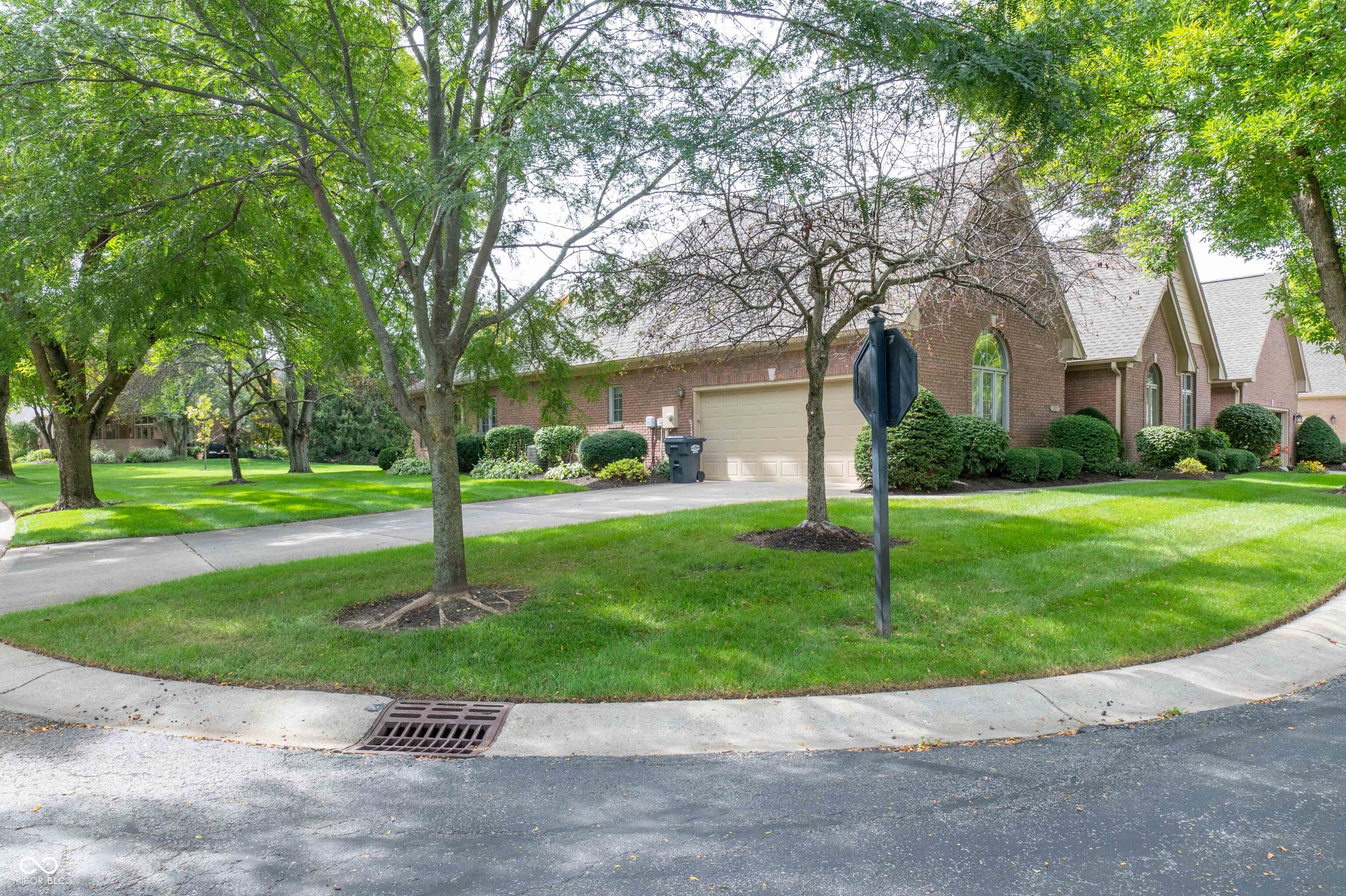 1701 Pathway Drive N