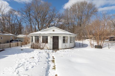 Photo of 3002 S Rybolt Avenue, Indianapolis, IN 46241 (MLS # 22083633)