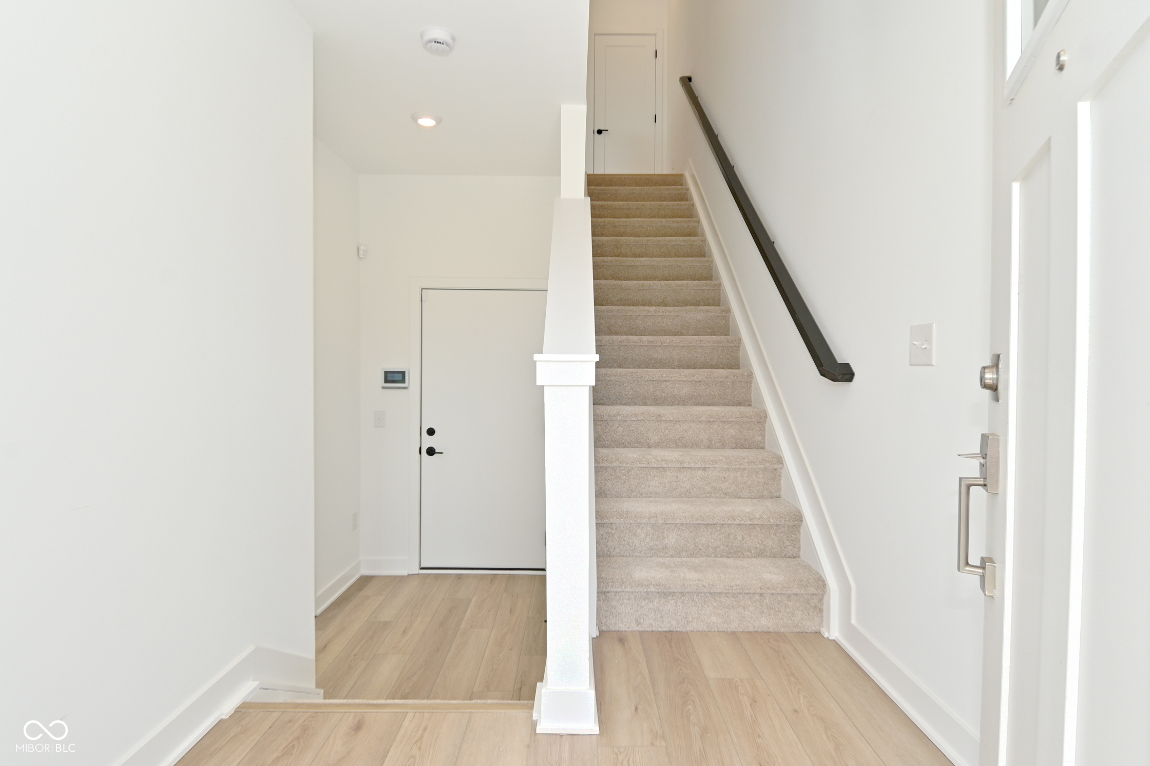 2448 Winthrop Avenue