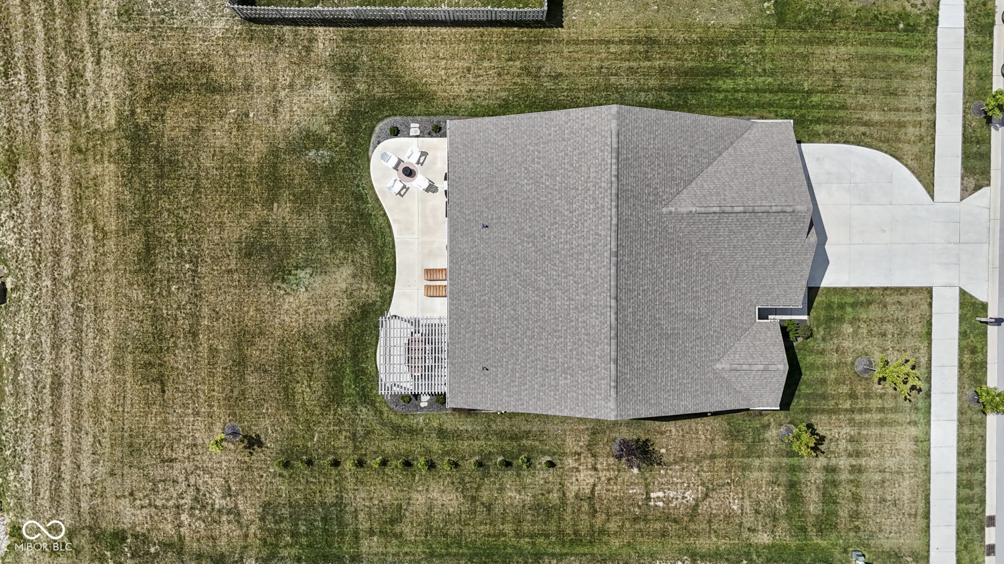 7855 Rolling Green Drive