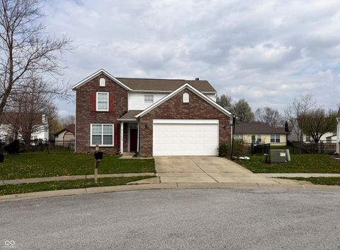 Photo of 6110 Trillium Woods Court, Indianapolis, IN 46221 (MLS # 22092593)