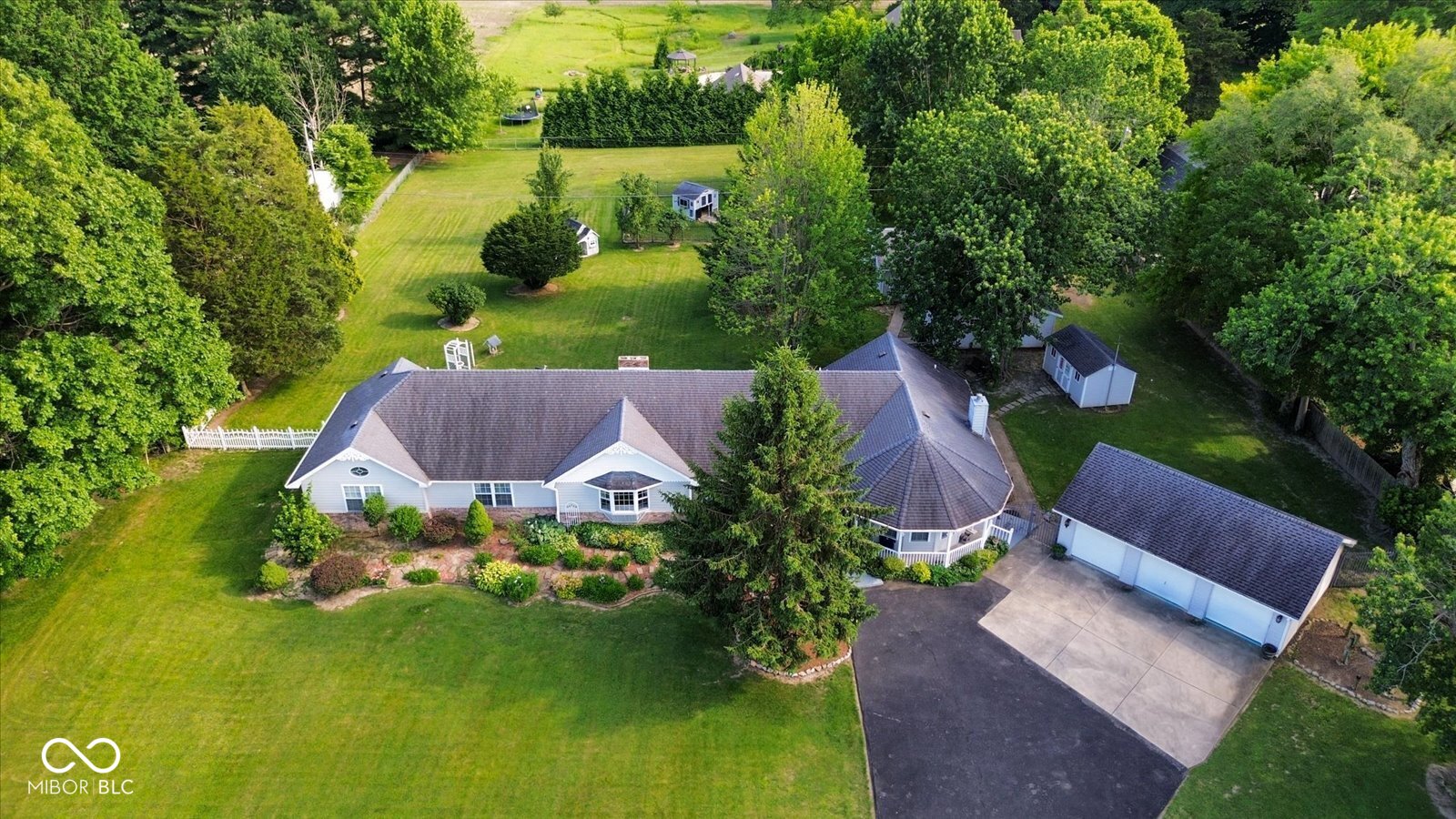 449 E McKay Road