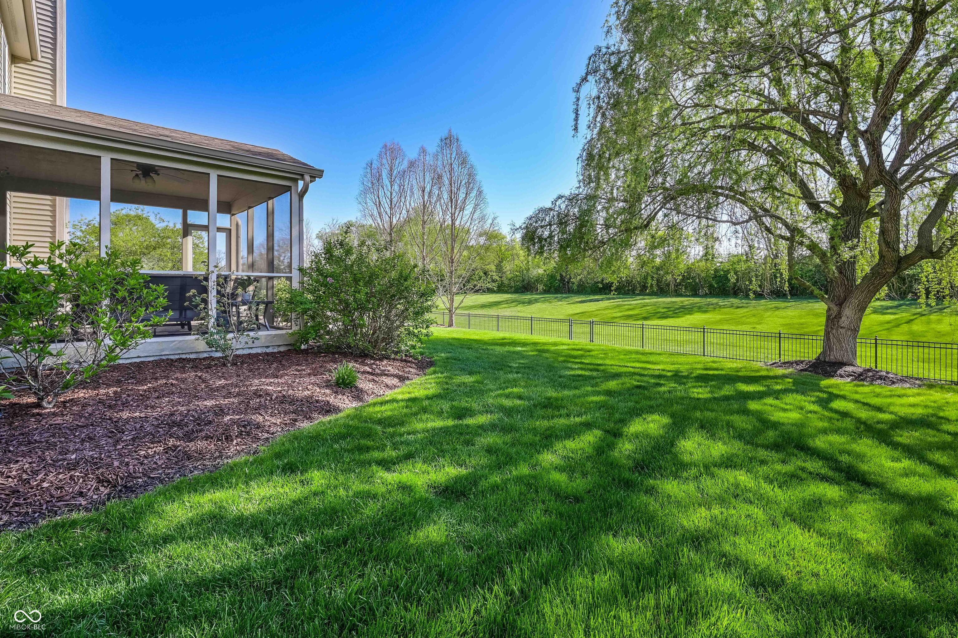 3607 Mossy Rock Drive