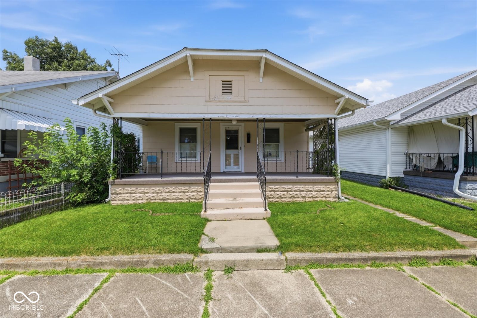 106 4th Street