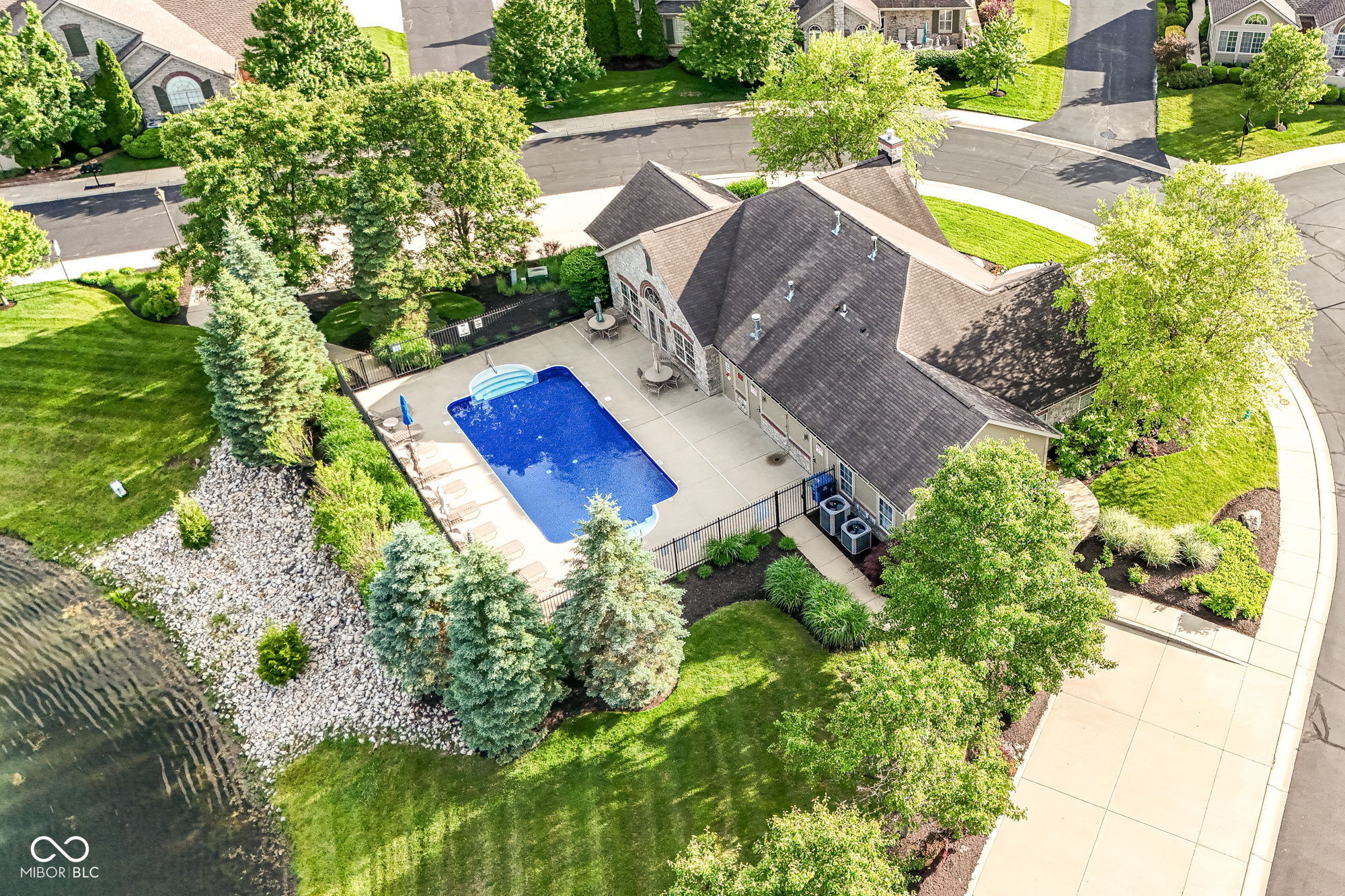 13836 Rue Fontaine Lane