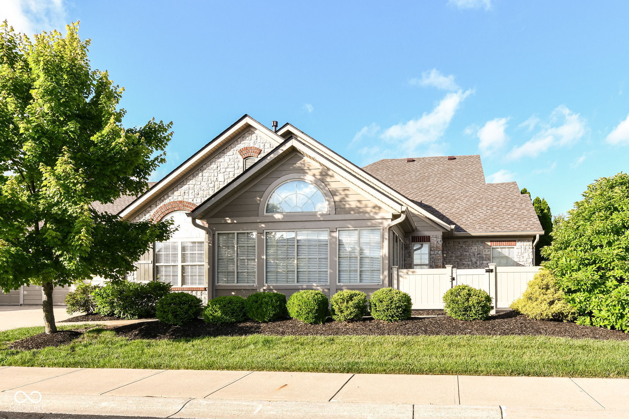 13836 Rue Fontaine Lane