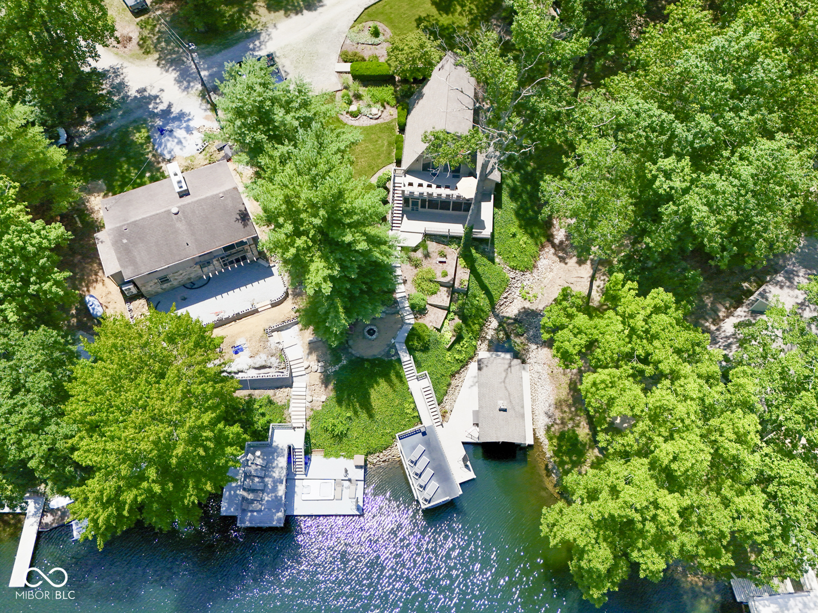 6250 Grosbeak Court