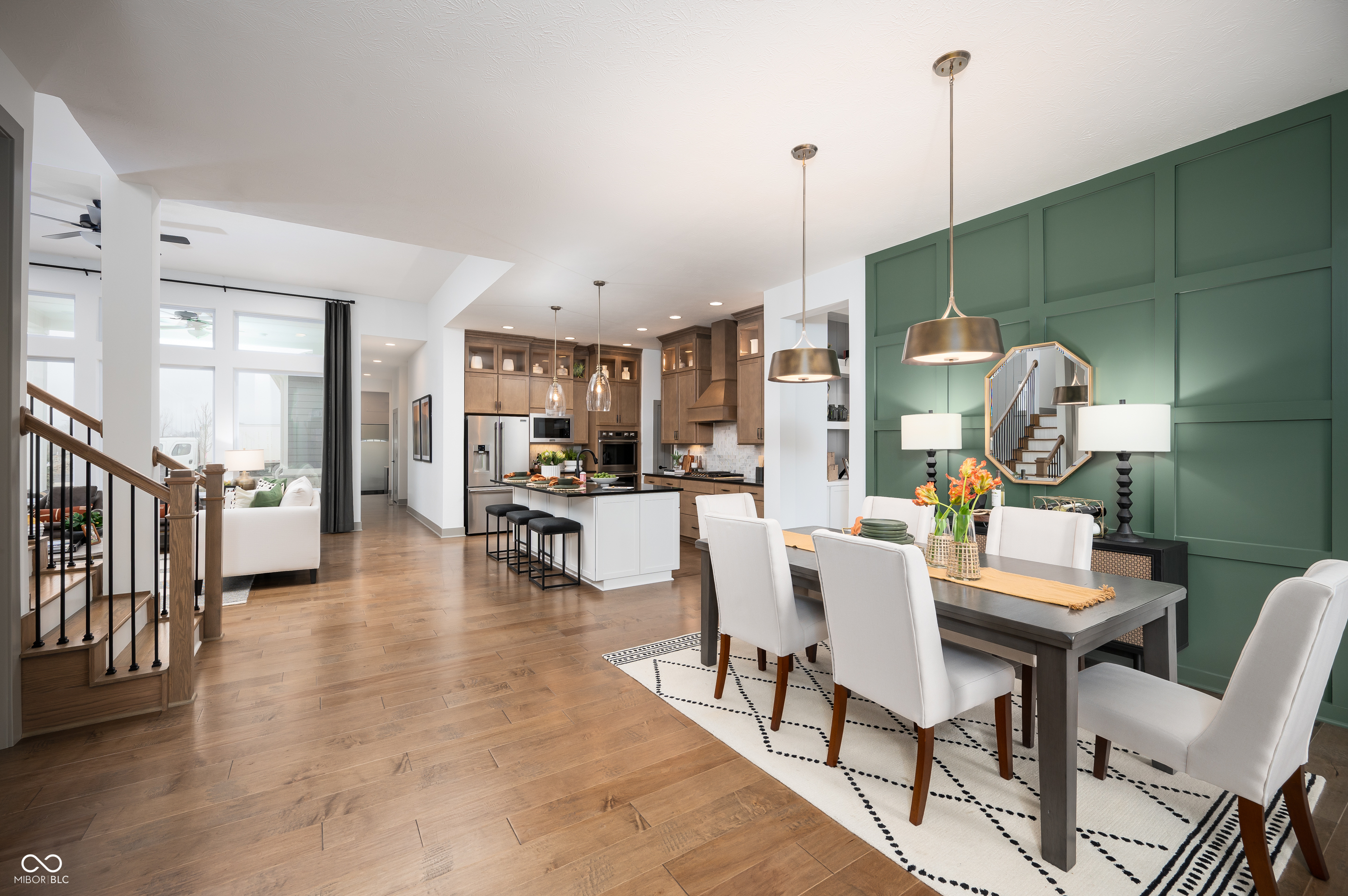 1245 Chatham Hills Boulevard