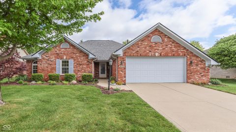 Photo of 8316 Hunters Meadow Way, Indianapolis, IN 46259 (MLS # 22099284)