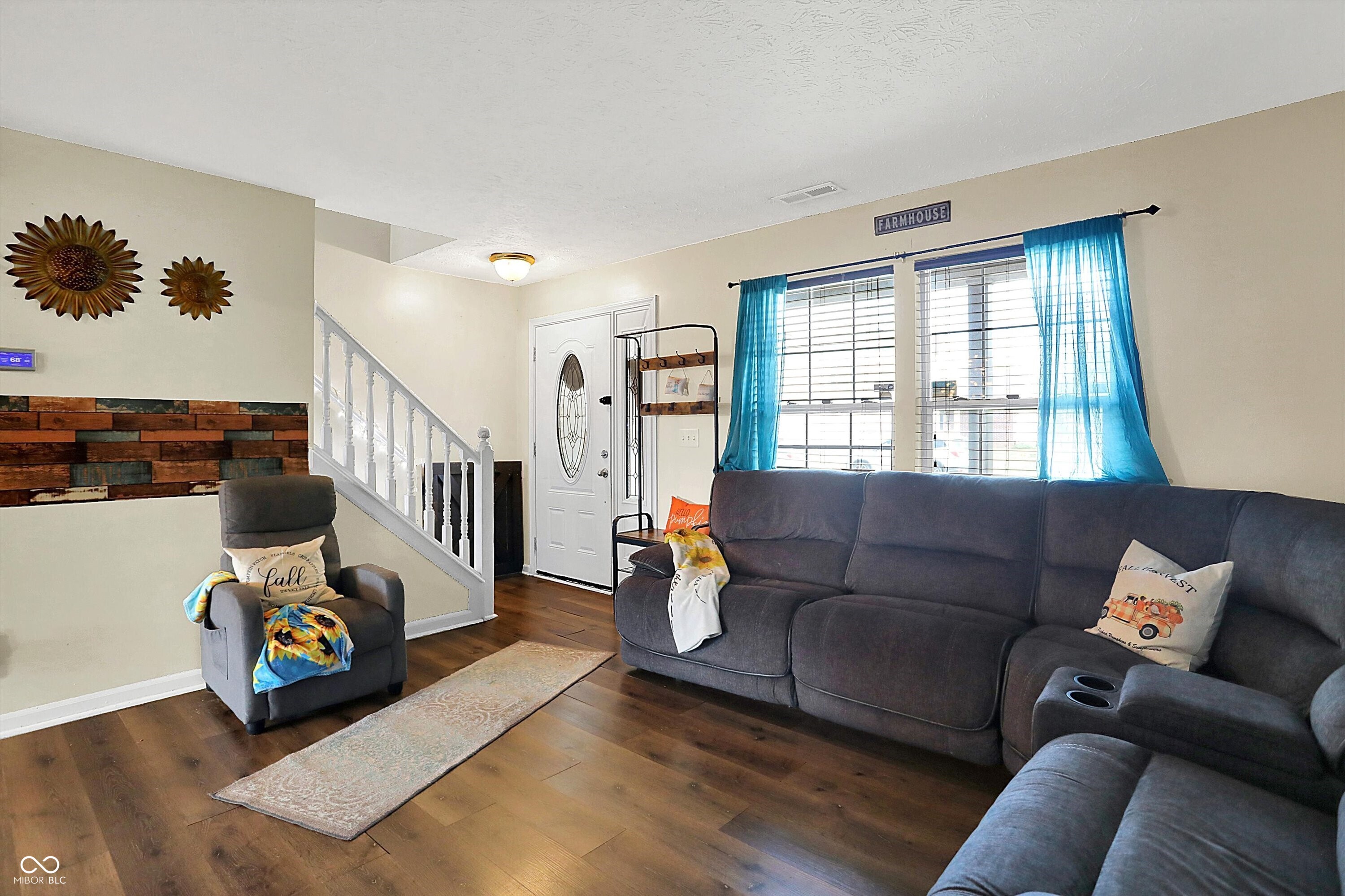 950 Weeping Way Lane