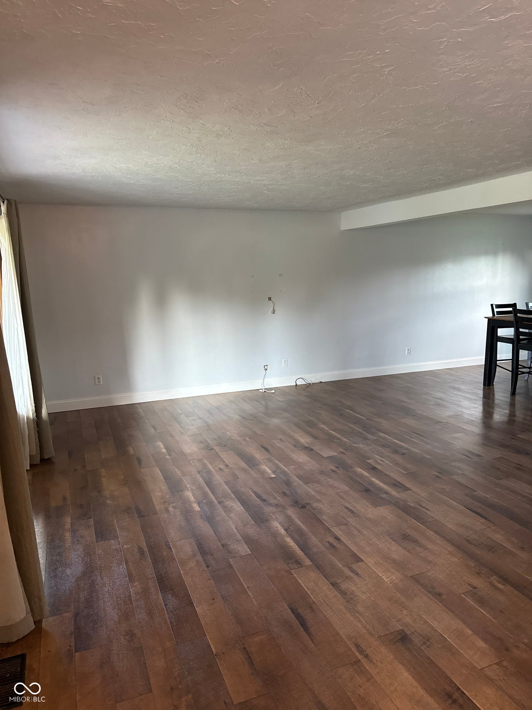 5037 Timberwood Circles
