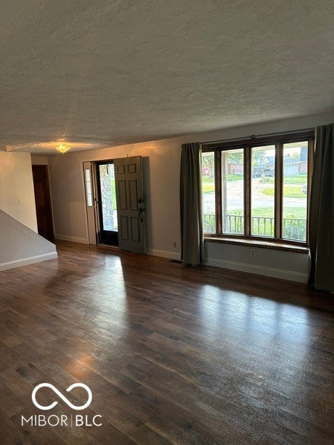 5037 Timberwood Circles