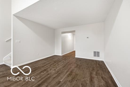 15201 Bird Watch Way