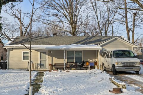 Photo of 2320 N Catherwood Avenue, Indianapolis, IN 46219 (MLS # 22089989)