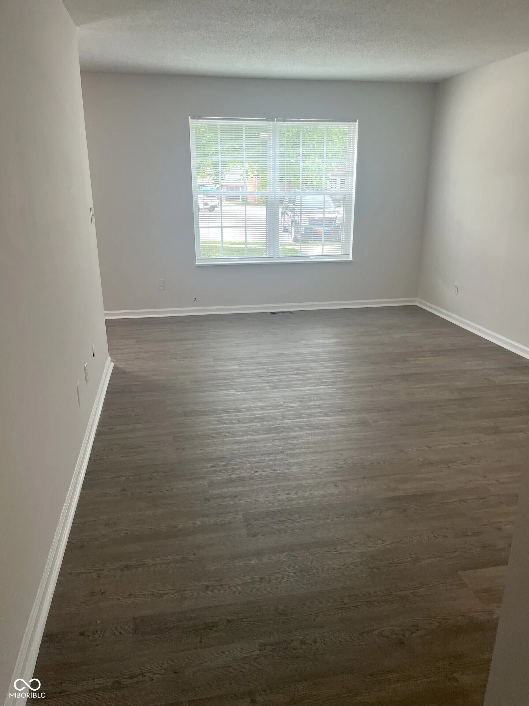 Carmel, Indiana 46032, United States, 1 Bedroom Bedrooms, ,1 BathroomBathrooms,Residential,Active,214802