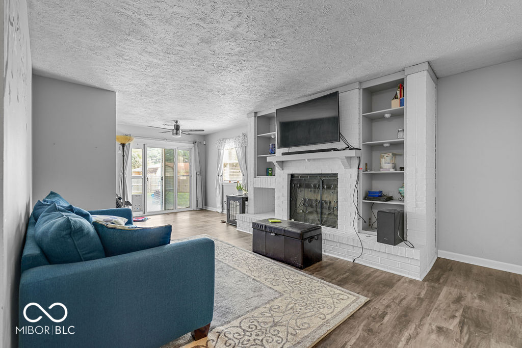 387 Pleasantview Boulevard